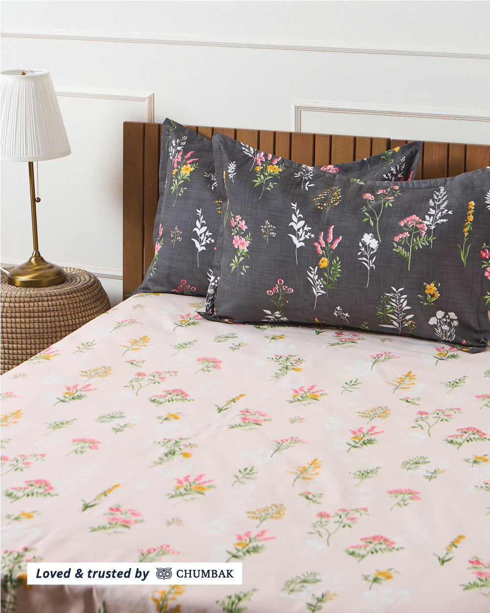 Tiny Bloom, off white -  Queen Size Bedsheet