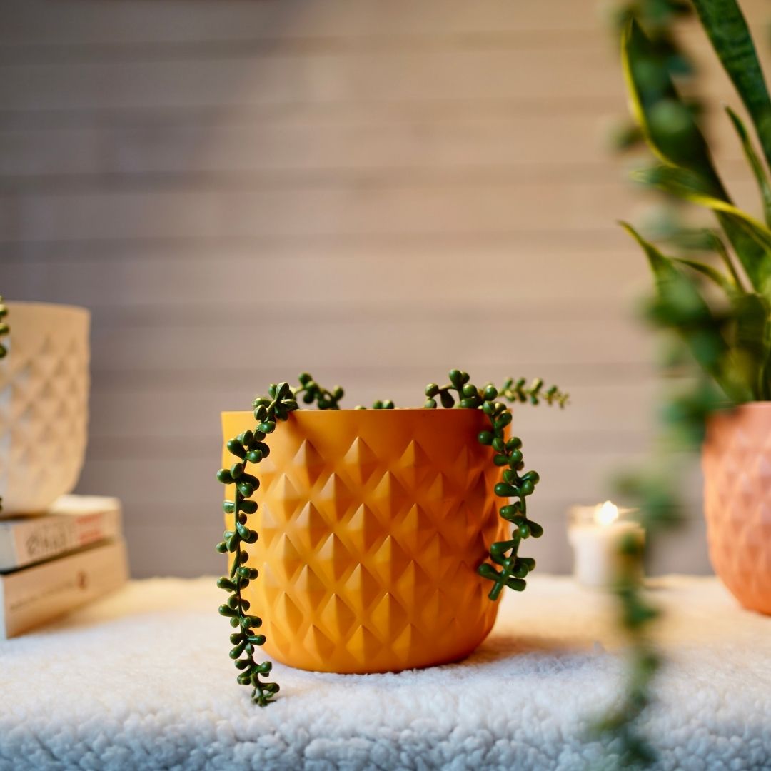 Pineapple Planter Yellow 5.3"