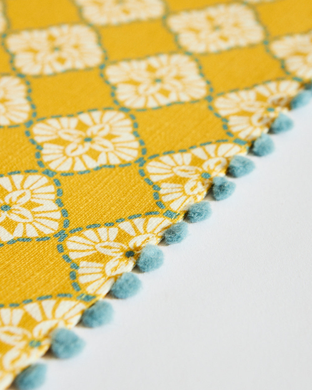 Pixel Jaal Table Runner - Yellow